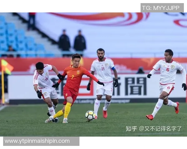 中国男足与印度队对决球票热销引发球迷关注与期待