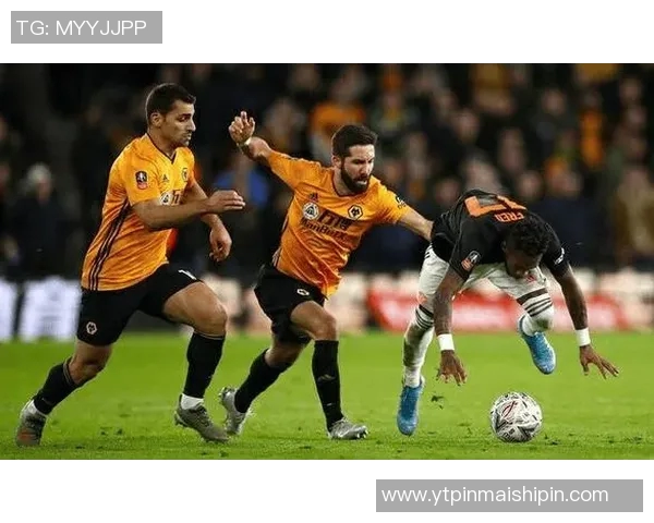 加的夫城主场迎战狼队争夺英超宝贵三分的精彩对决